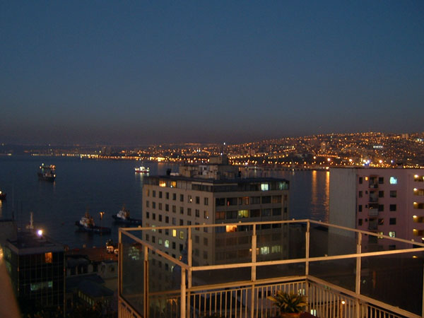 Valparaiso di sera