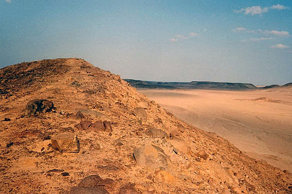 Duna di sabbia e roccia